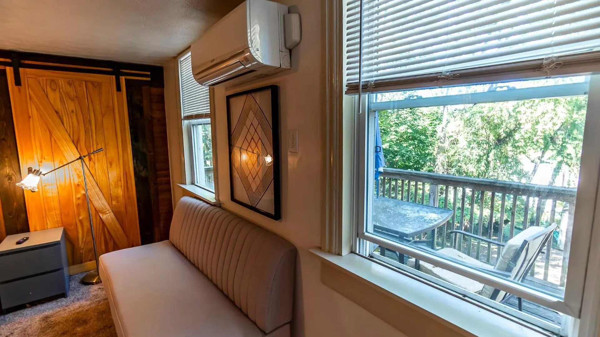 Studio Apt - Easy Access To City And Amazing View Pittsburgh 0*,  USA